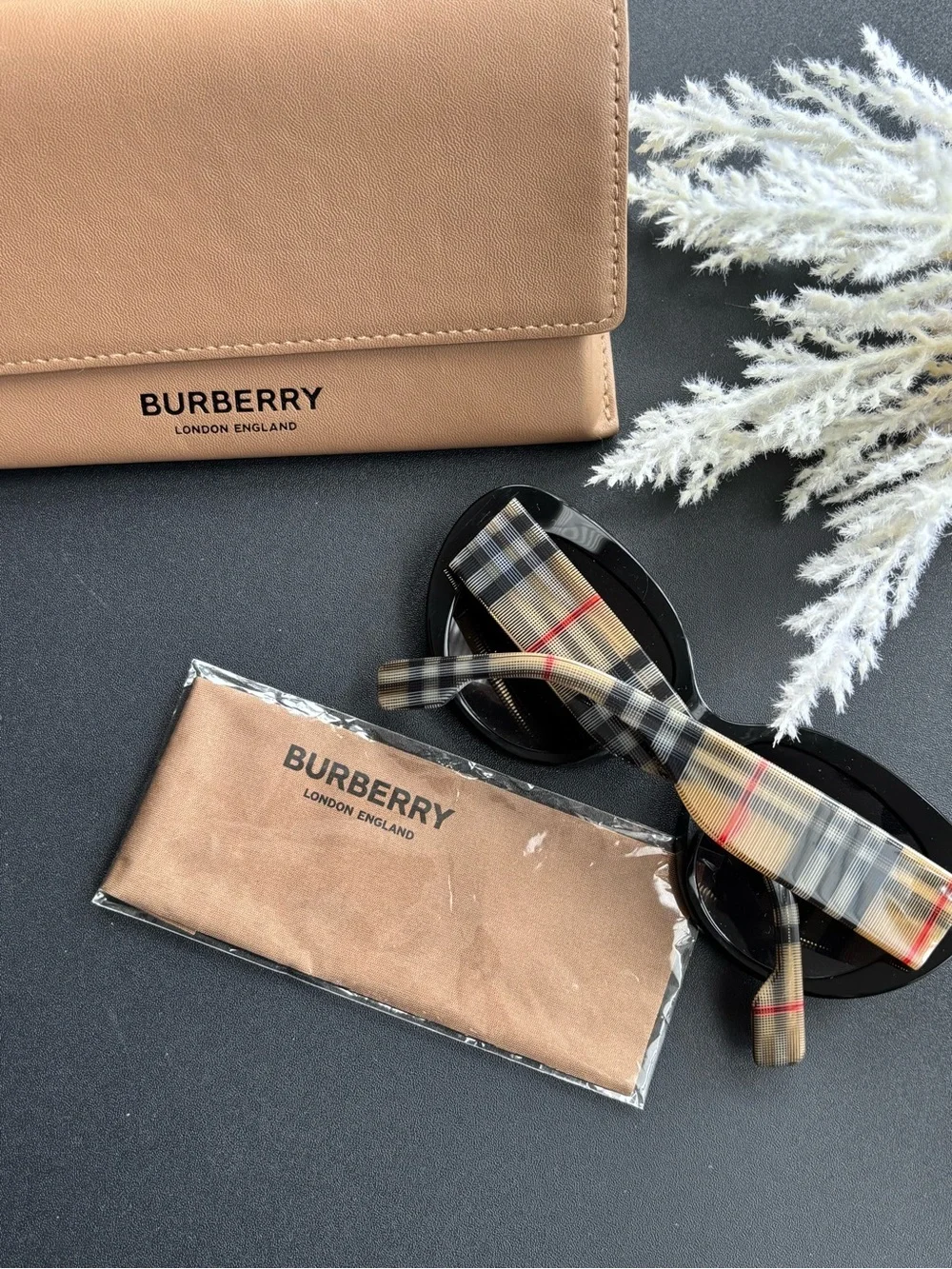 Burberry Beige Tan Leather case with Signature Nova Check Sunglasses